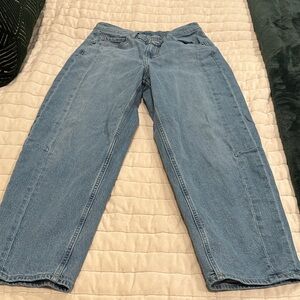 Old Navy High Rise Barrel Leg Ankle Length Jeans